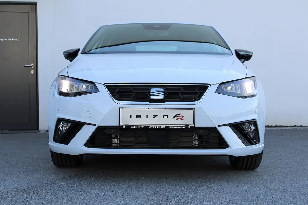 SEAT Ibiza - Thumbnail 1