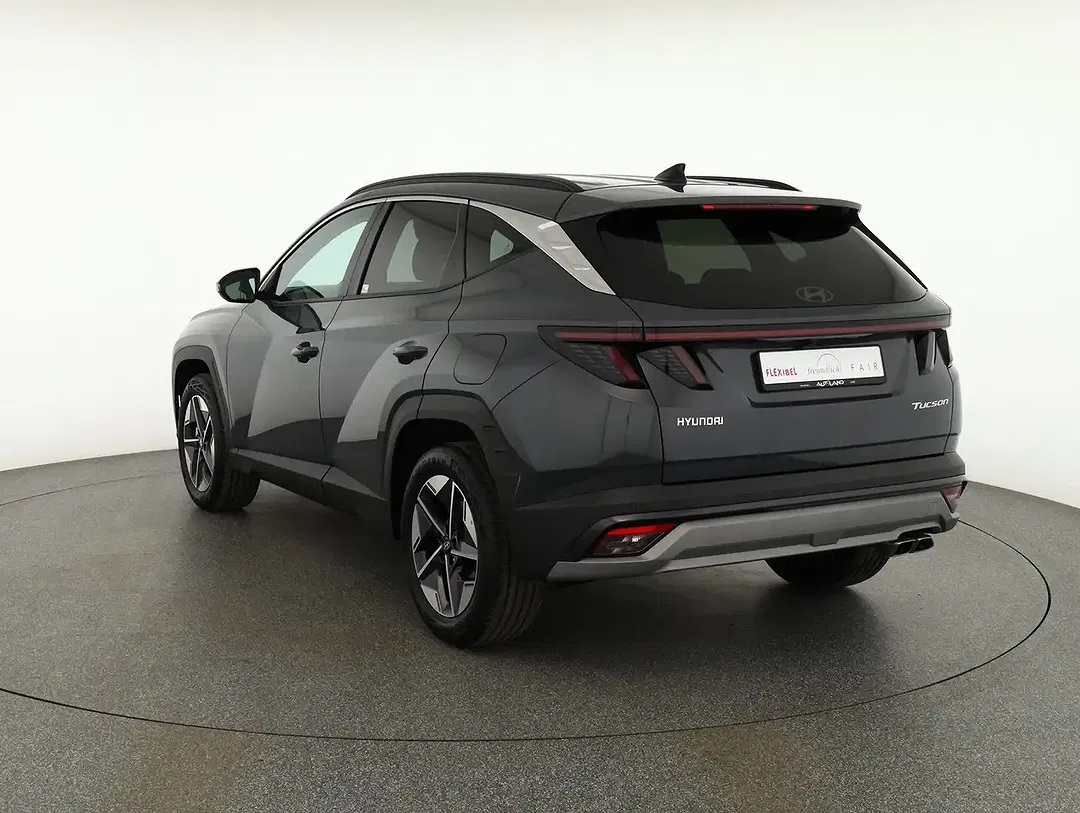 Hyundai TUCSON - Thumbnail 3