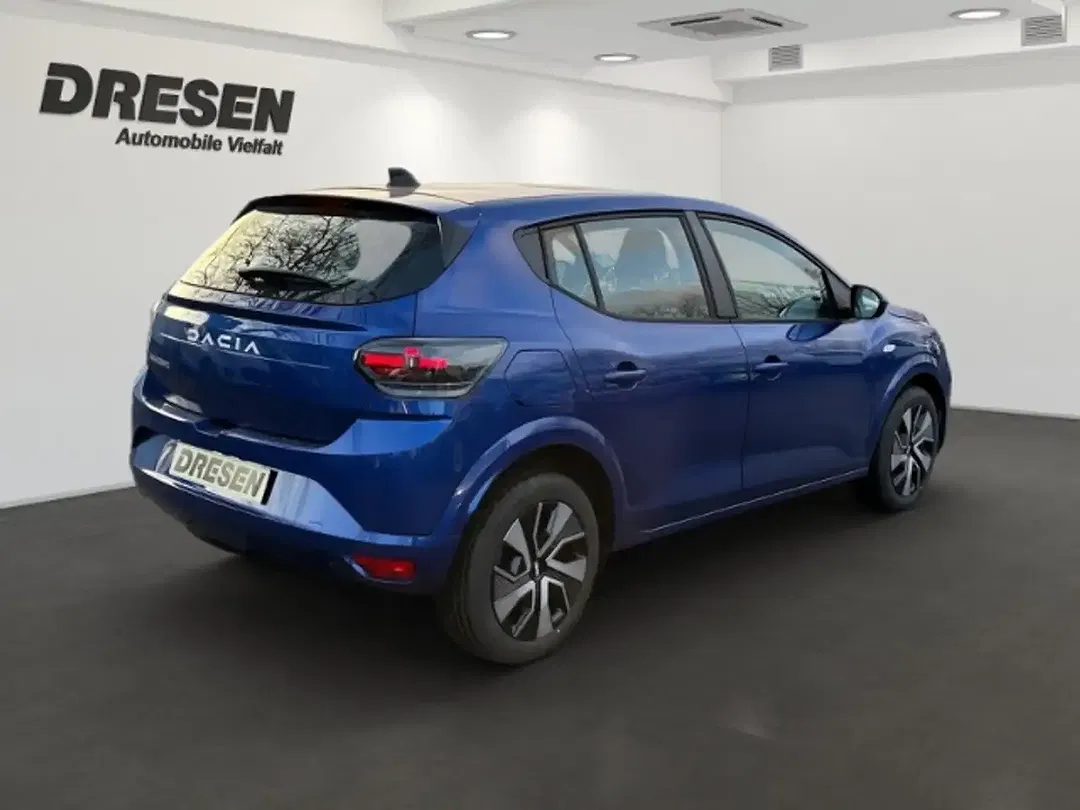 Dacia Sandero - Thumbnail 2