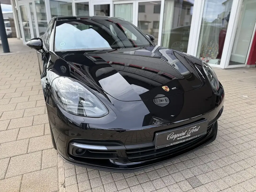 Porsche Panamera - Thumbnail 3
