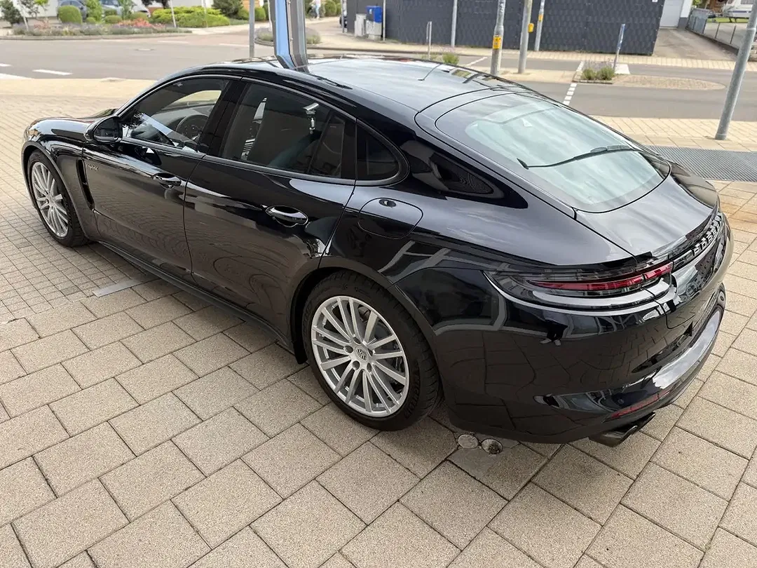 Porsche Panamera - Thumbnail 9