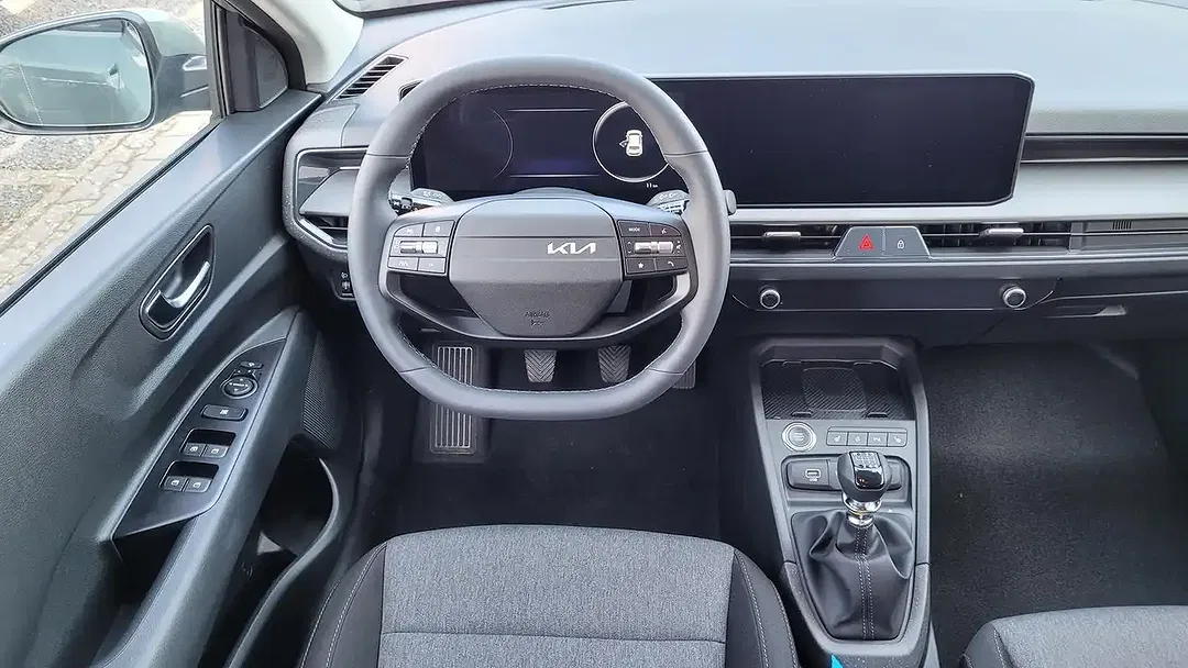 Kia Stonic - Thumbnail 8
