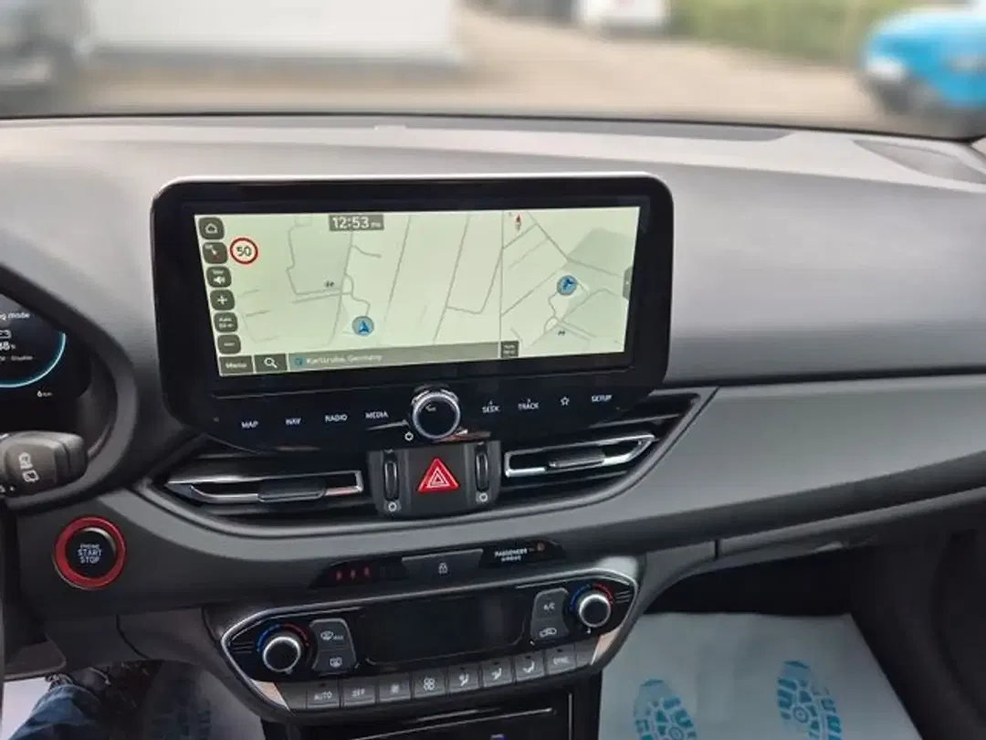 Hyundai i30 - Thumbnail 11