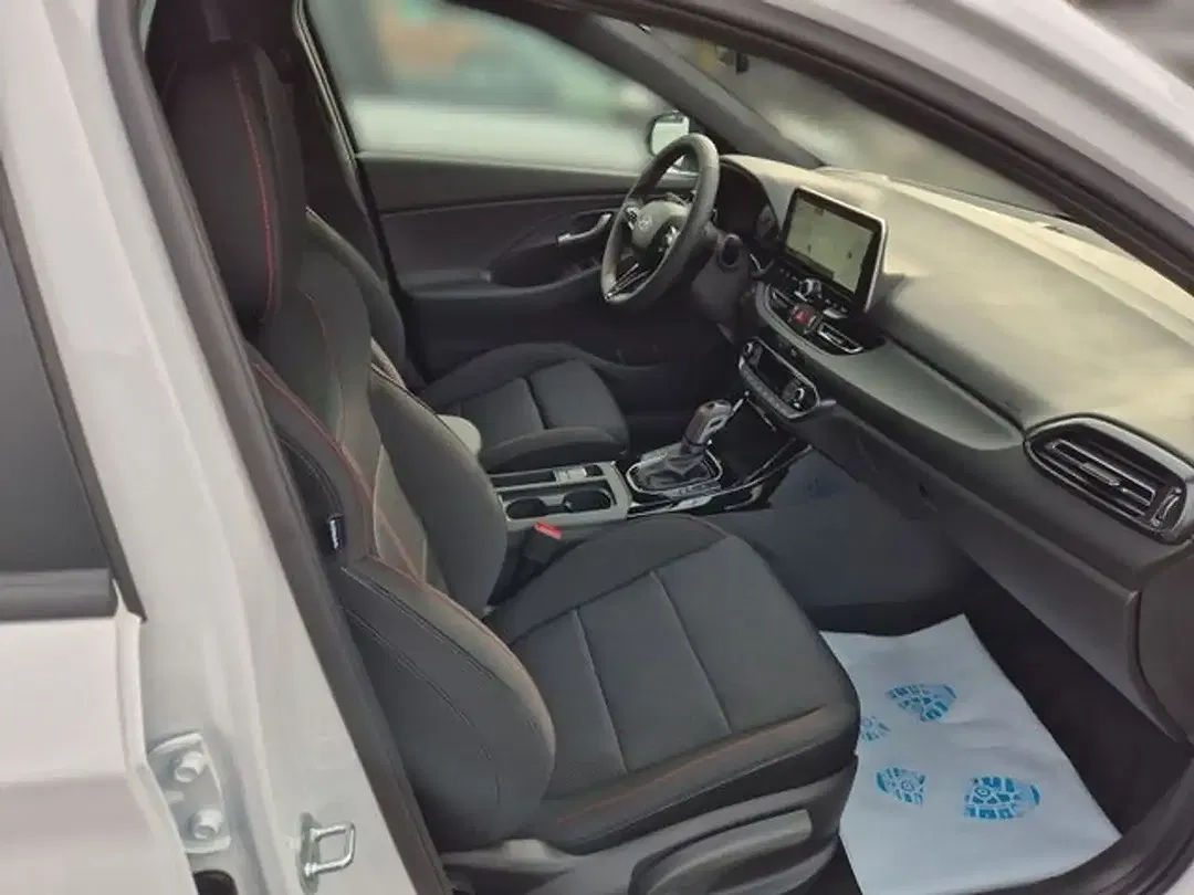 Hyundai i30 - Thumbnail 15
