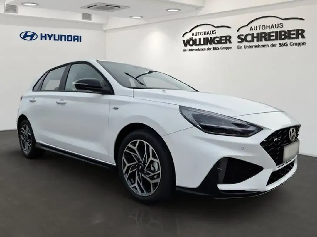 Hyundai i30 - Thumbnail 2