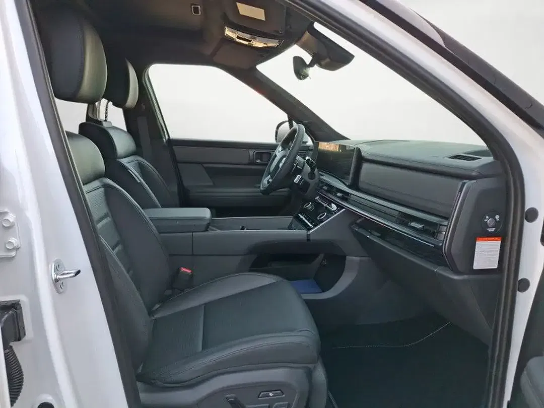 Hyundai SANTA FE - Thumbnail 9