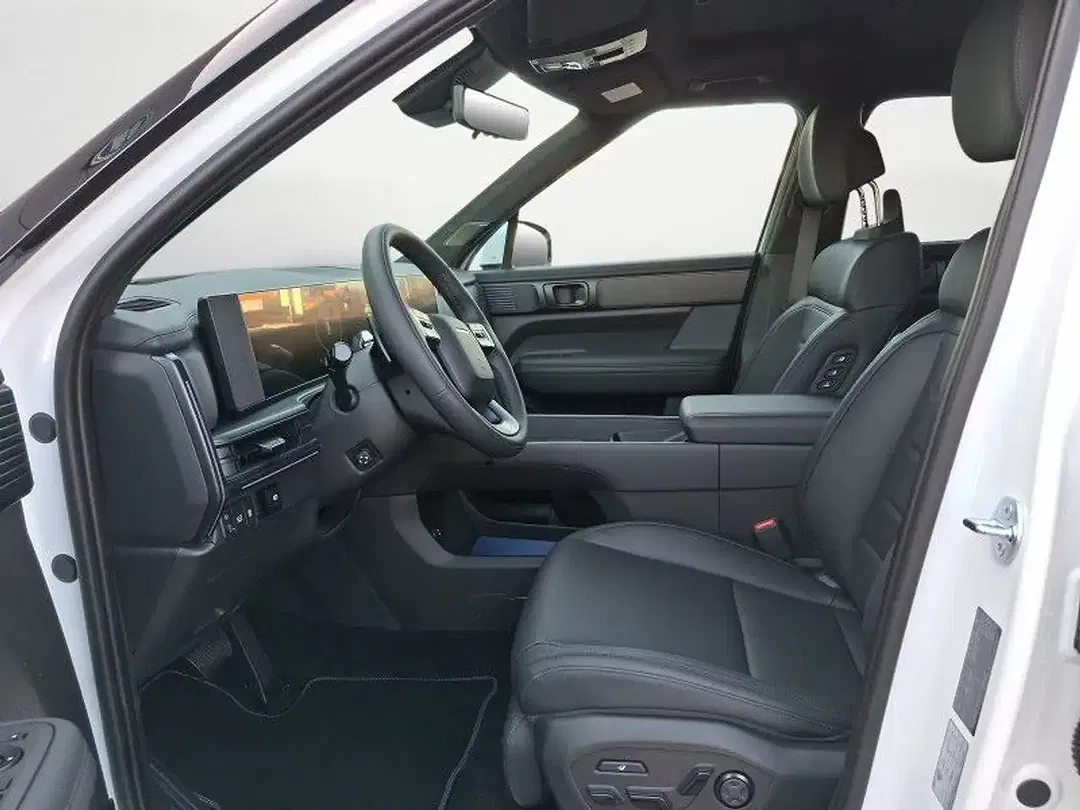 Hyundai SANTA FE - Thumbnail 7