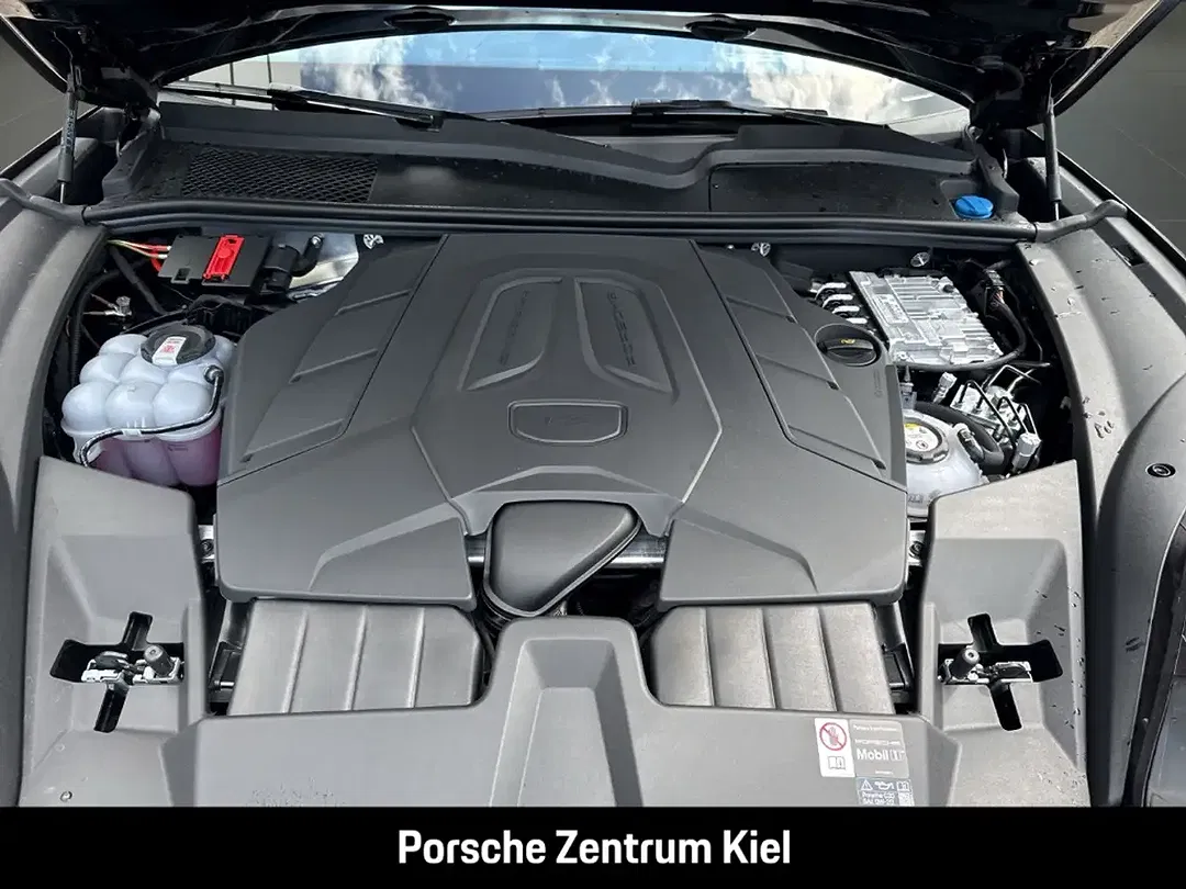 Porsche Cayenne - Thumbnail 14
