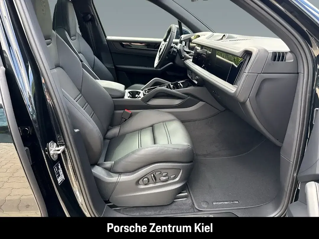 Porsche Cayenne - Thumbnail 9