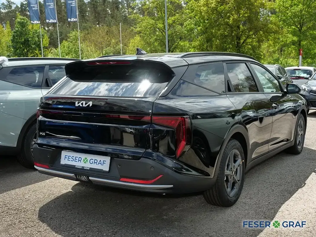 Kia K4 - Thumbnail 2