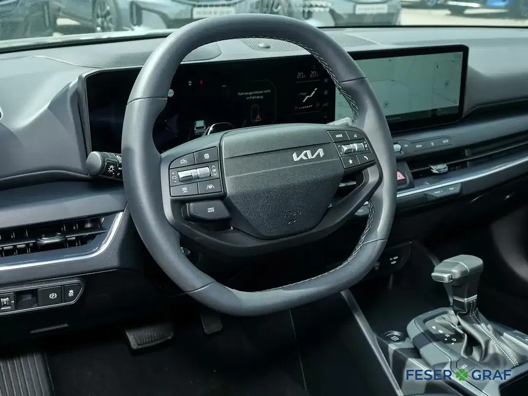 Kia K4 - Thumbnail 6