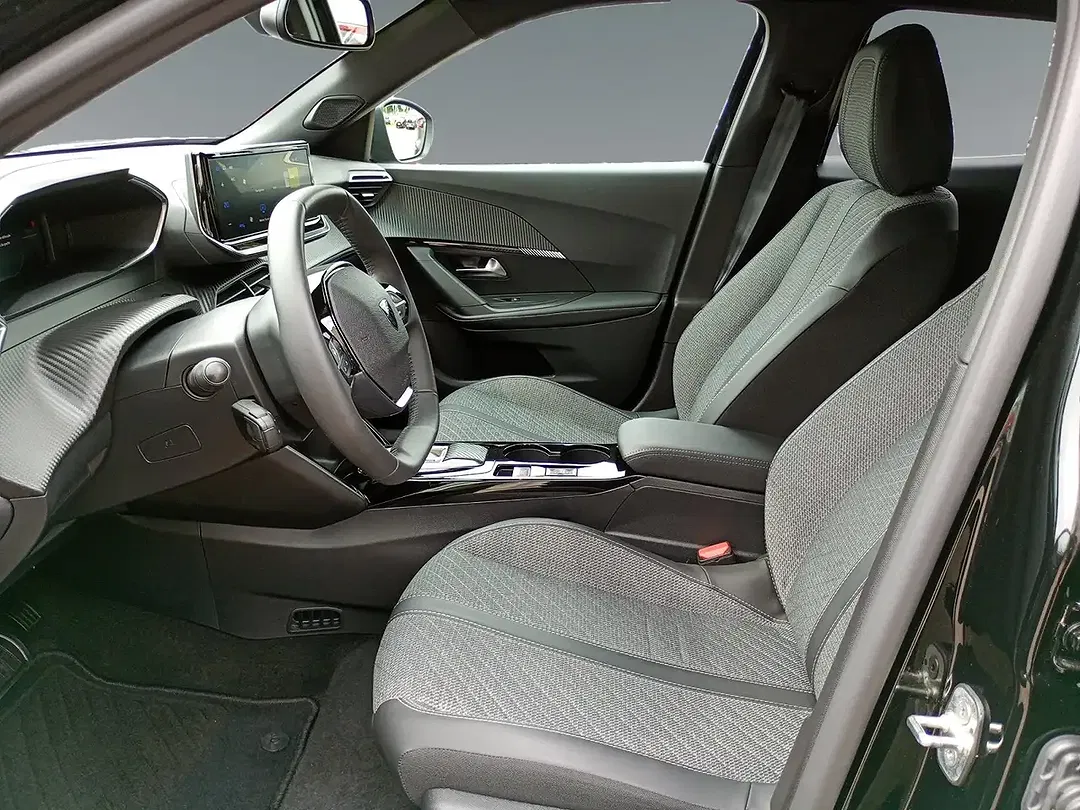Peugeot 2008 - Thumbnail 9