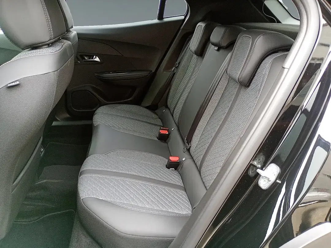 Peugeot 2008 - Thumbnail 13