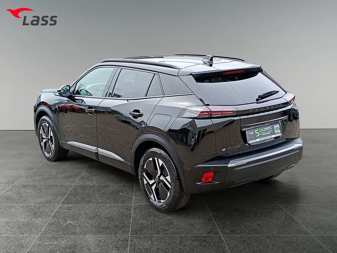 Peugeot 2008 - Thumbnail 3