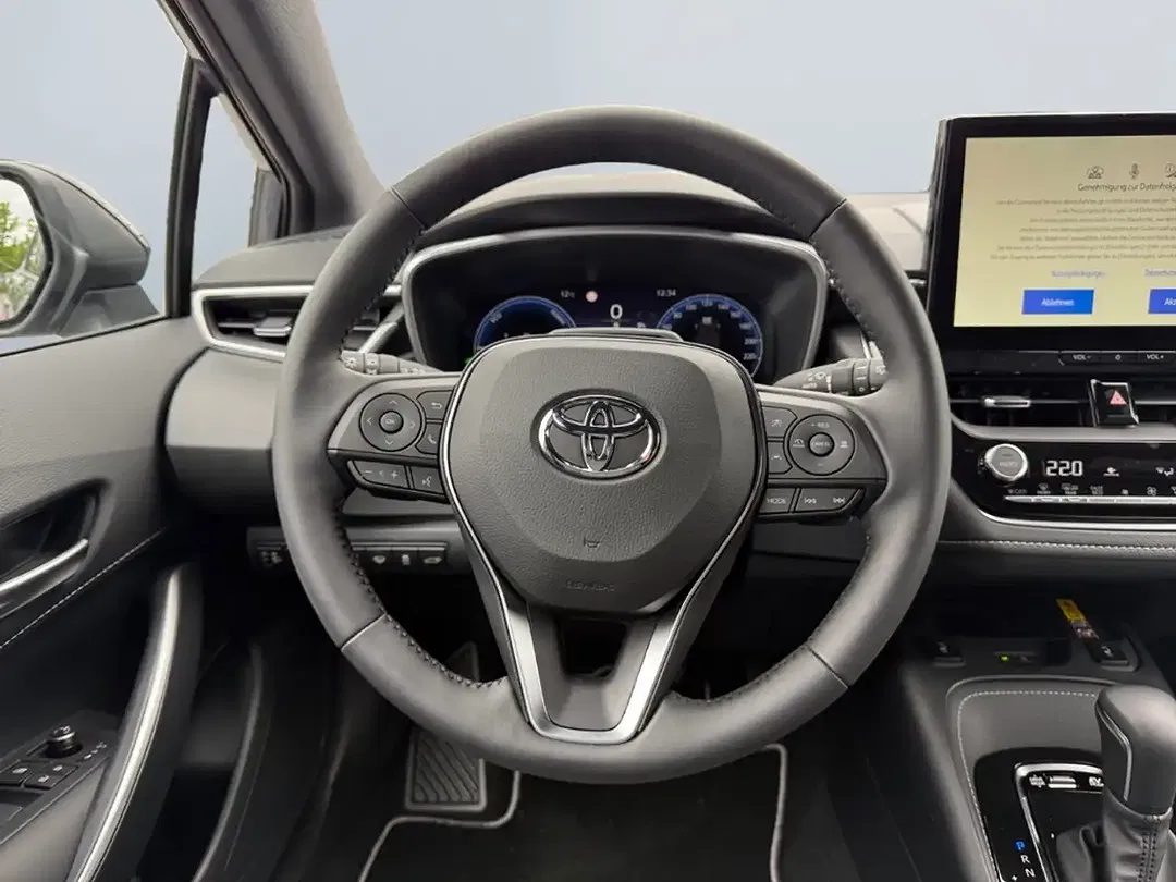 Toyota Corolla - Thumbnail 10