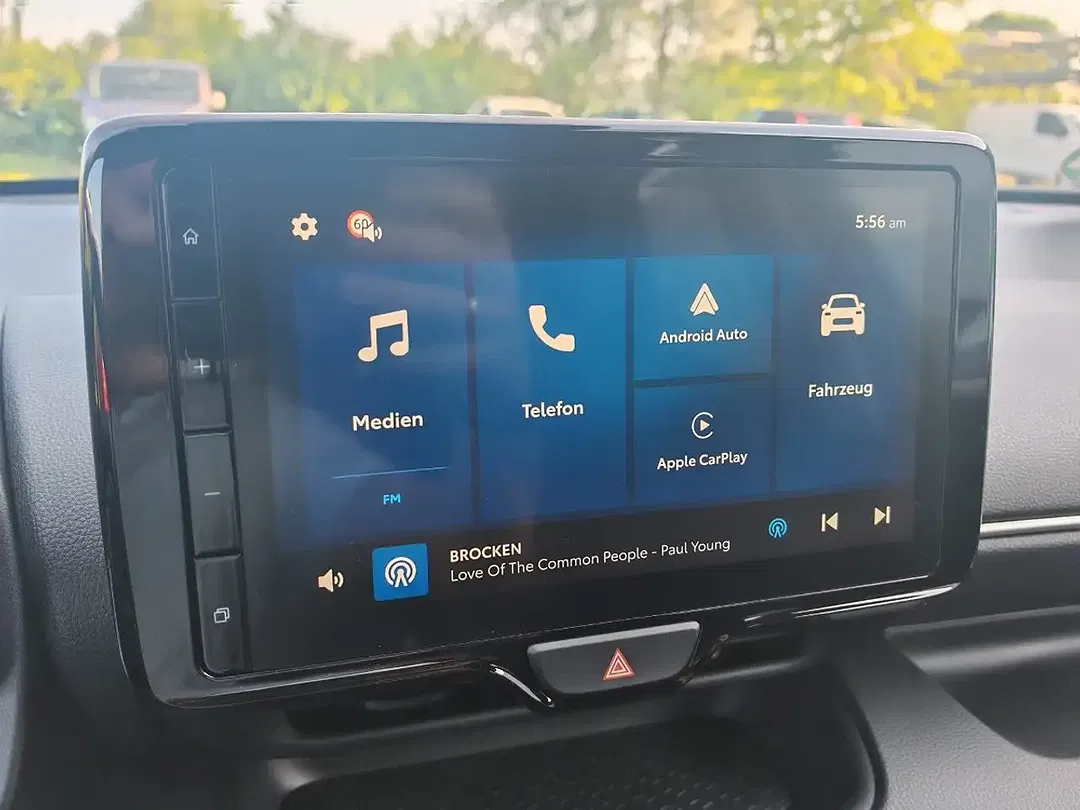 Toyota Yaris - Thumbnail 1