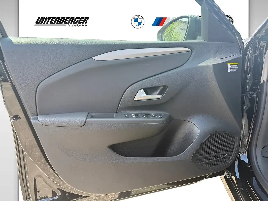 Opel Corsa - Thumbnail 7