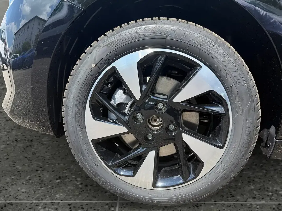 Opel Corsa - Thumbnail 8