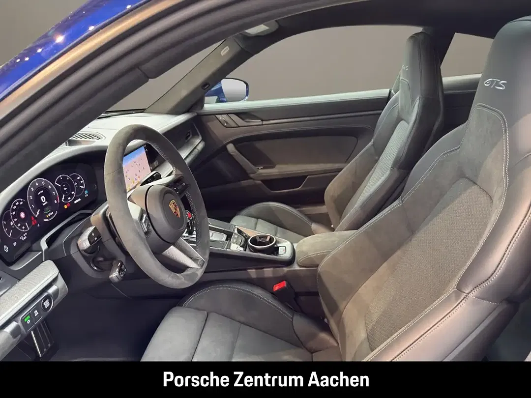 Porsche 992 - Thumbnail 11