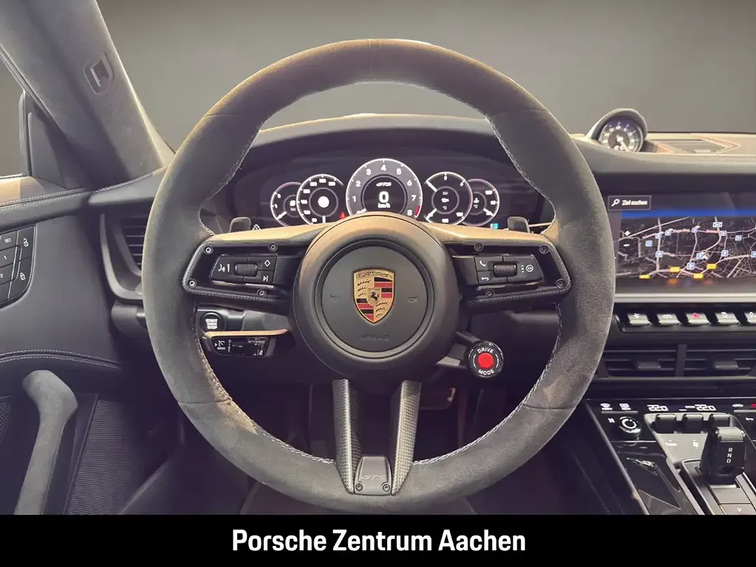 Porsche 992 - Thumbnail 13