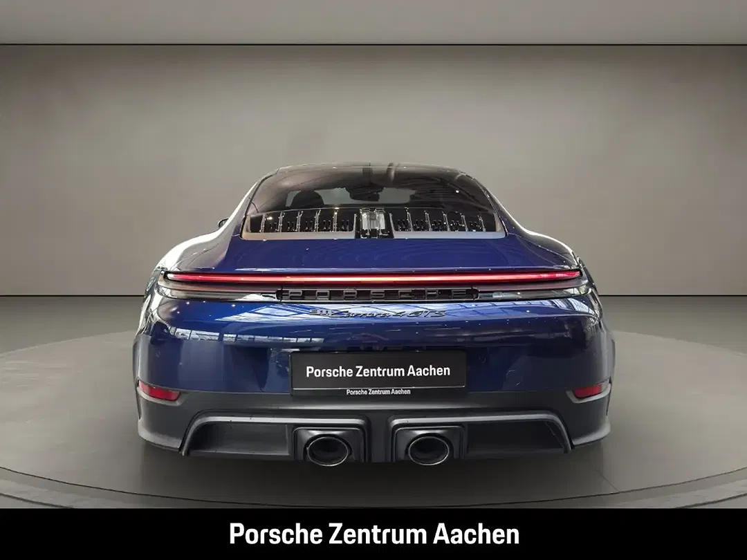 Porsche 992 - Thumbnail 5