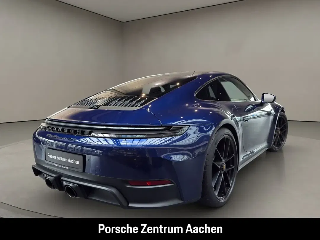 Porsche 992 - Thumbnail 6