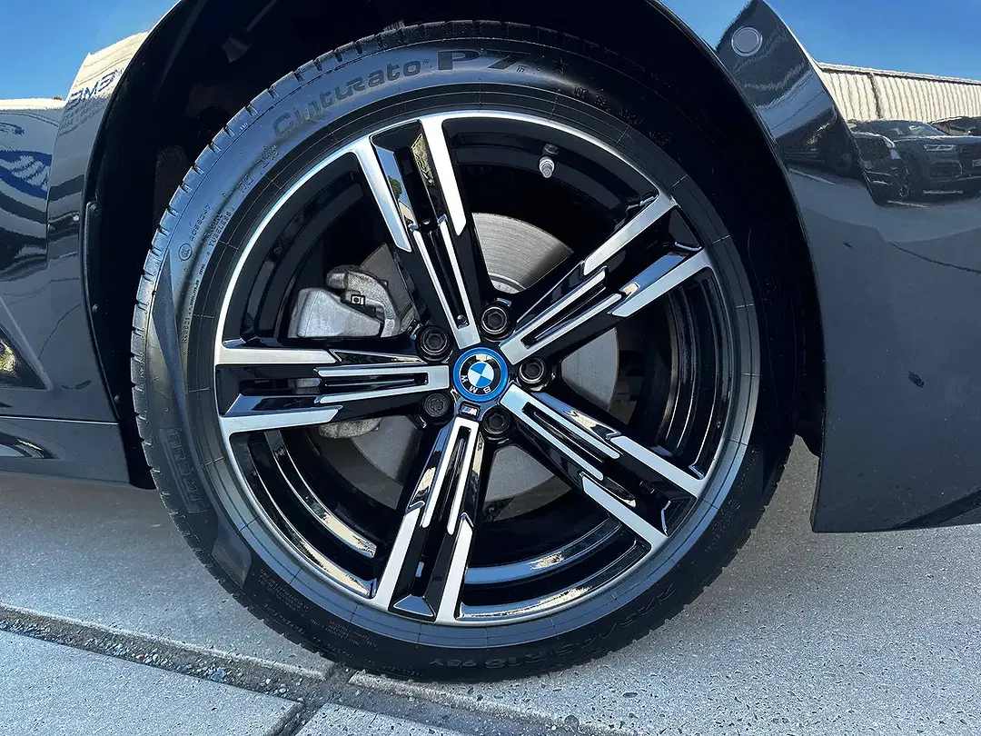 BMW 330 - Thumbnail 8