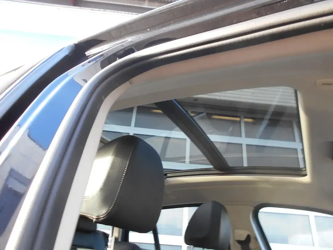 BMW X4 - Thumbnail 12