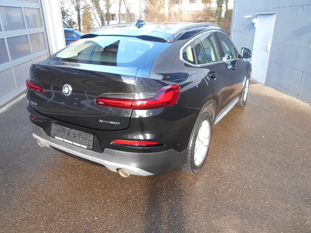 BMW X4 - Thumbnail 5
