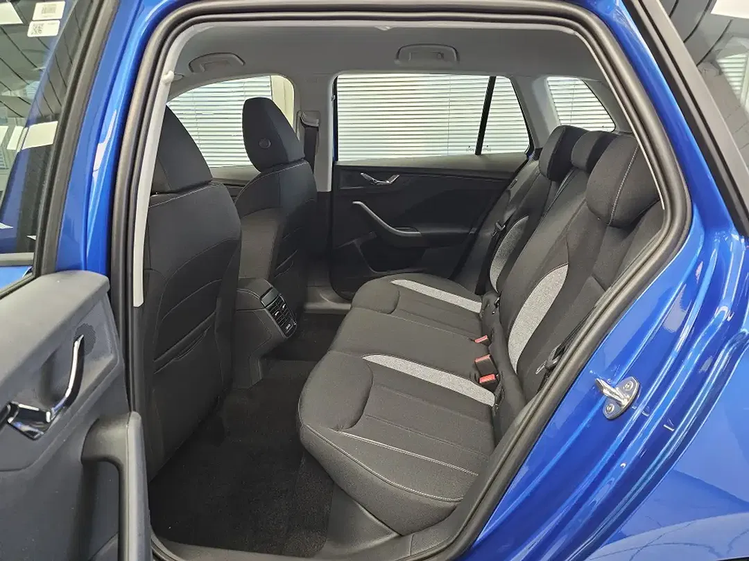 Skoda Kamiq - Thumbnail 9