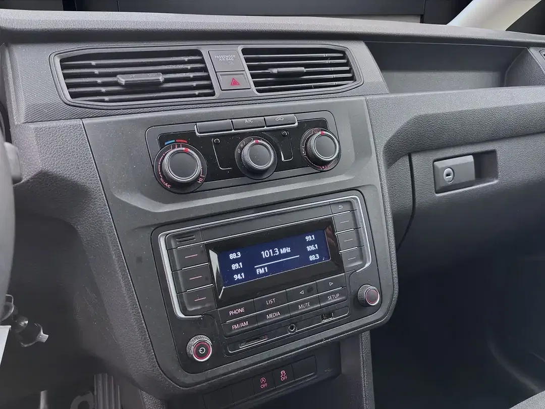 Volkswagen Caddy - Thumbnail 13