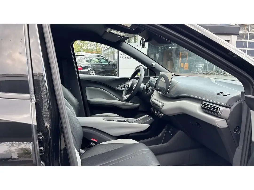 BYD Dolphin - Thumbnail 12