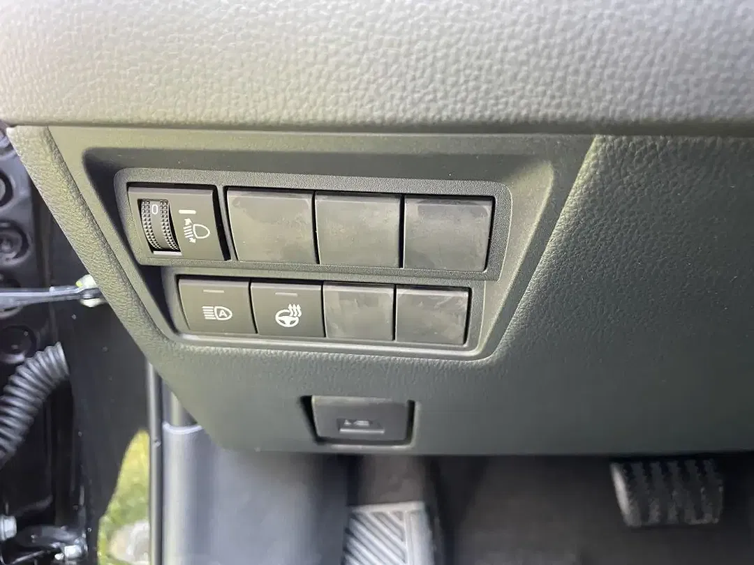 Toyota Yaris - Thumbnail 14