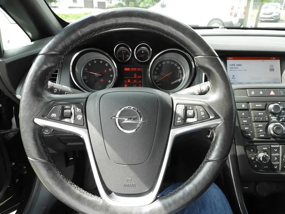 Opel Cascada - Thumbnail 10