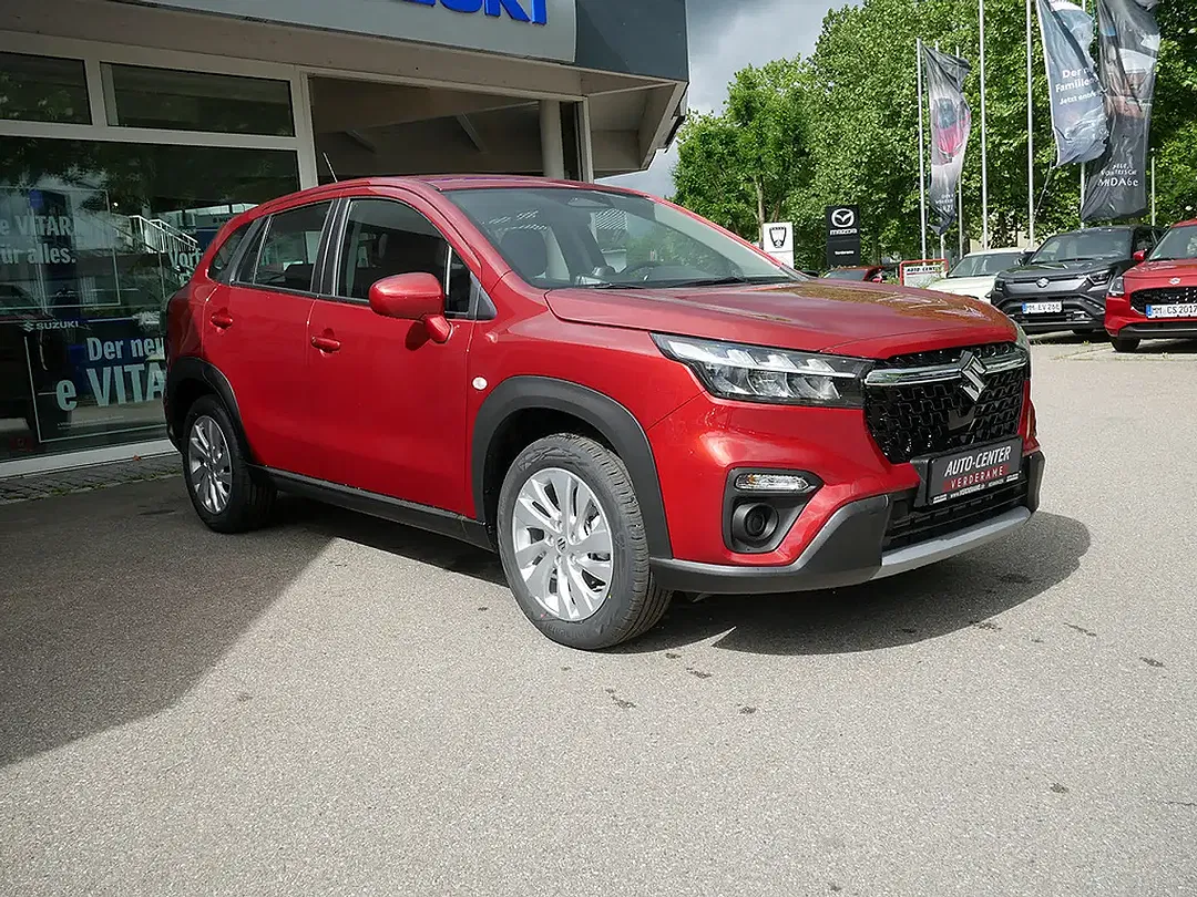 Suzuki S-Cross - Thumbnail 4