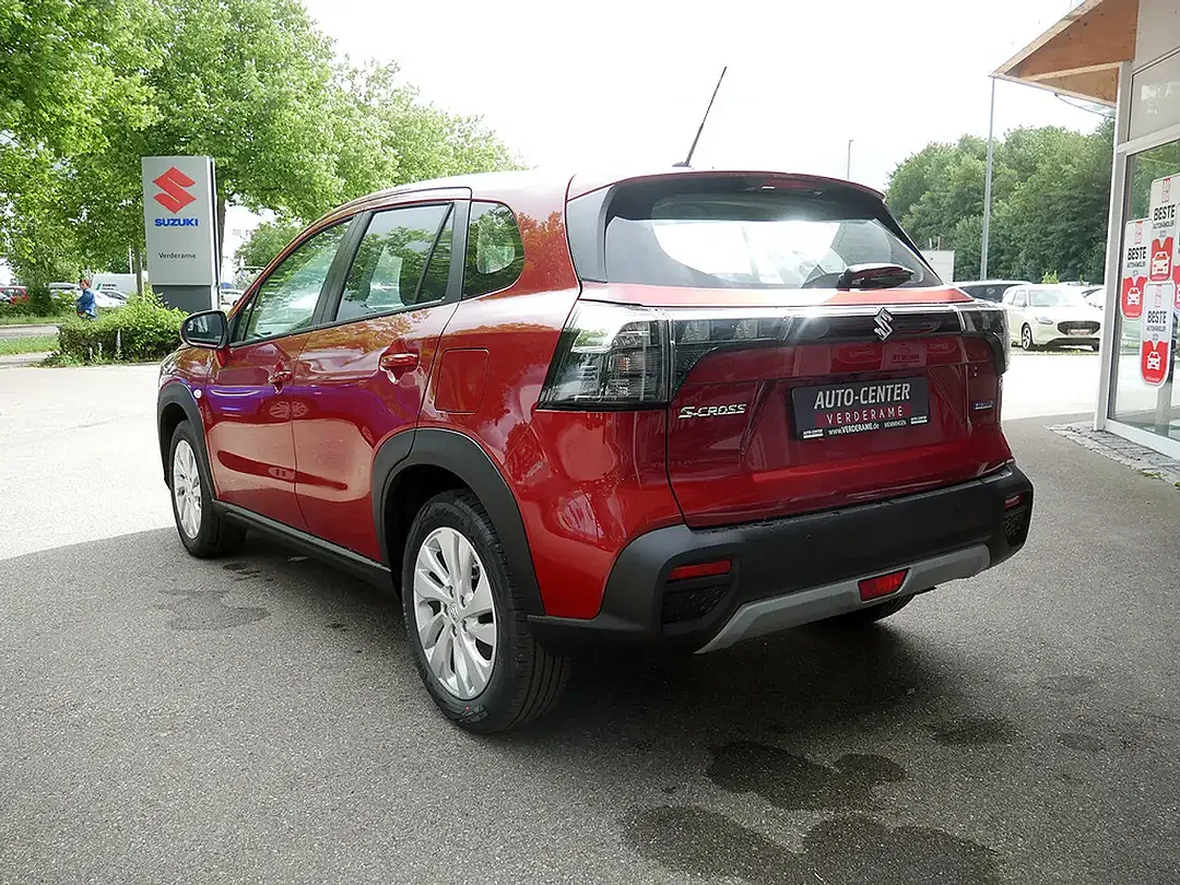 Suzuki S-Cross - Thumbnail 6