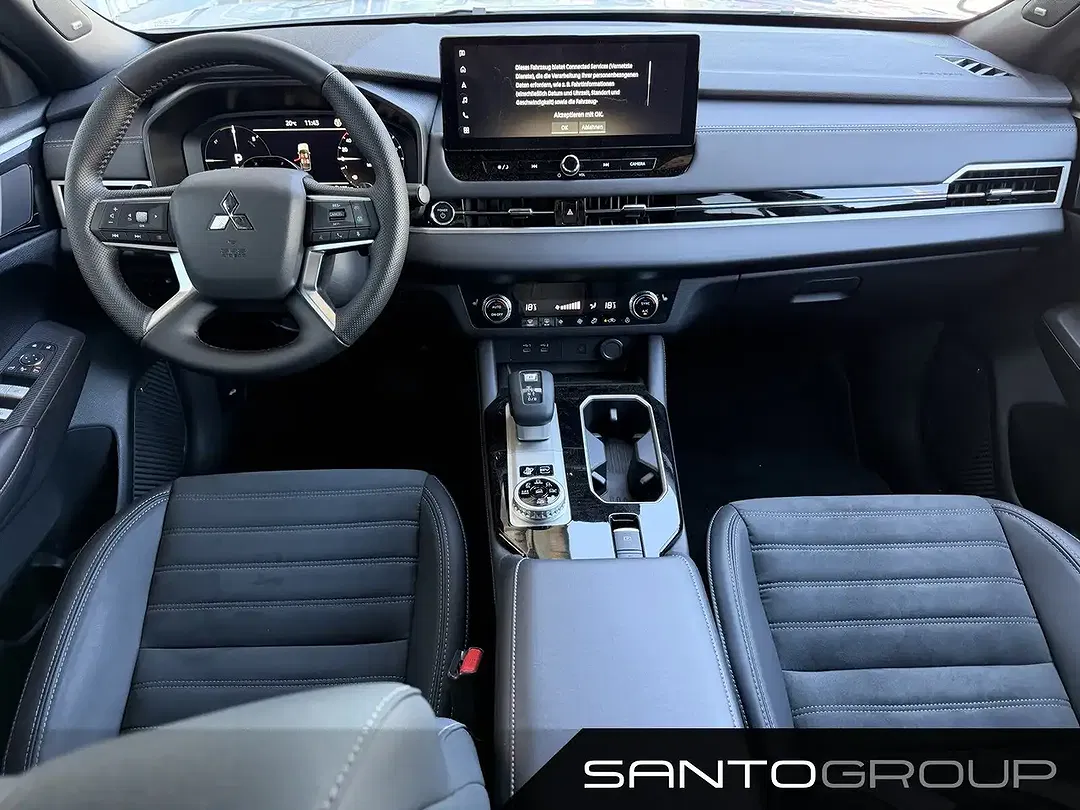 Mitsubishi Outlander - Thumbnail 6