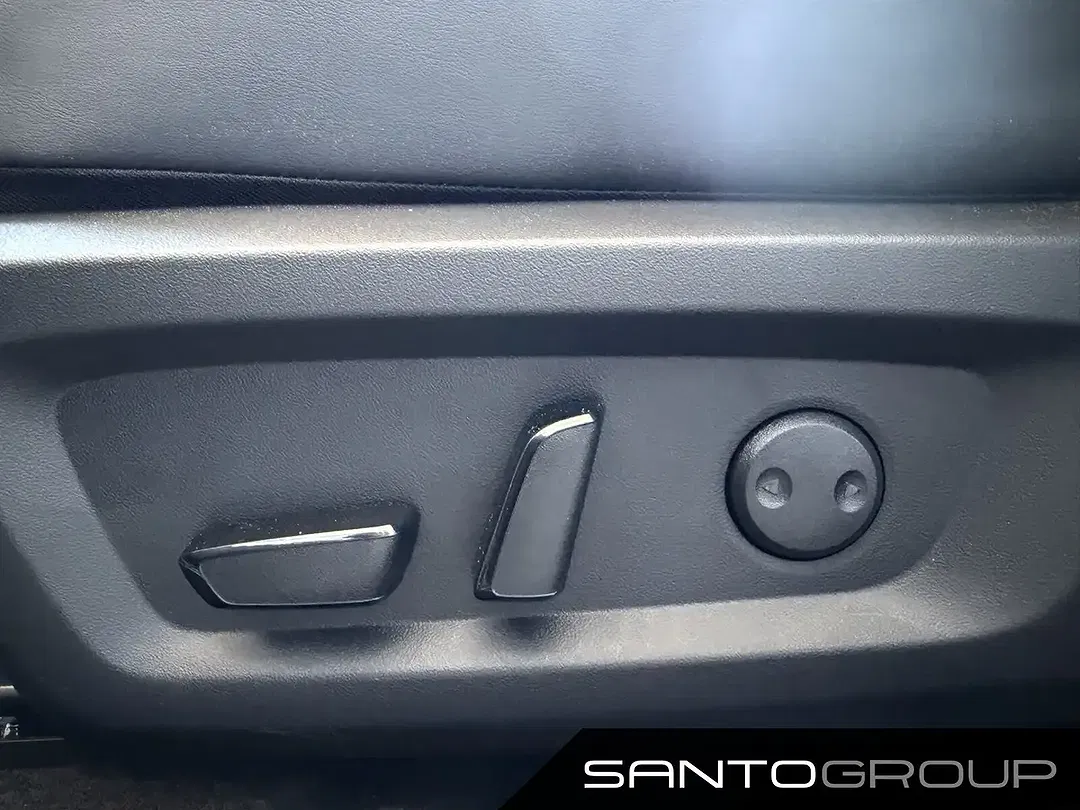 Mitsubishi Outlander - Thumbnail 8