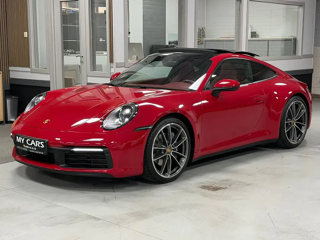 Porsche 992 - Thumbnail 5