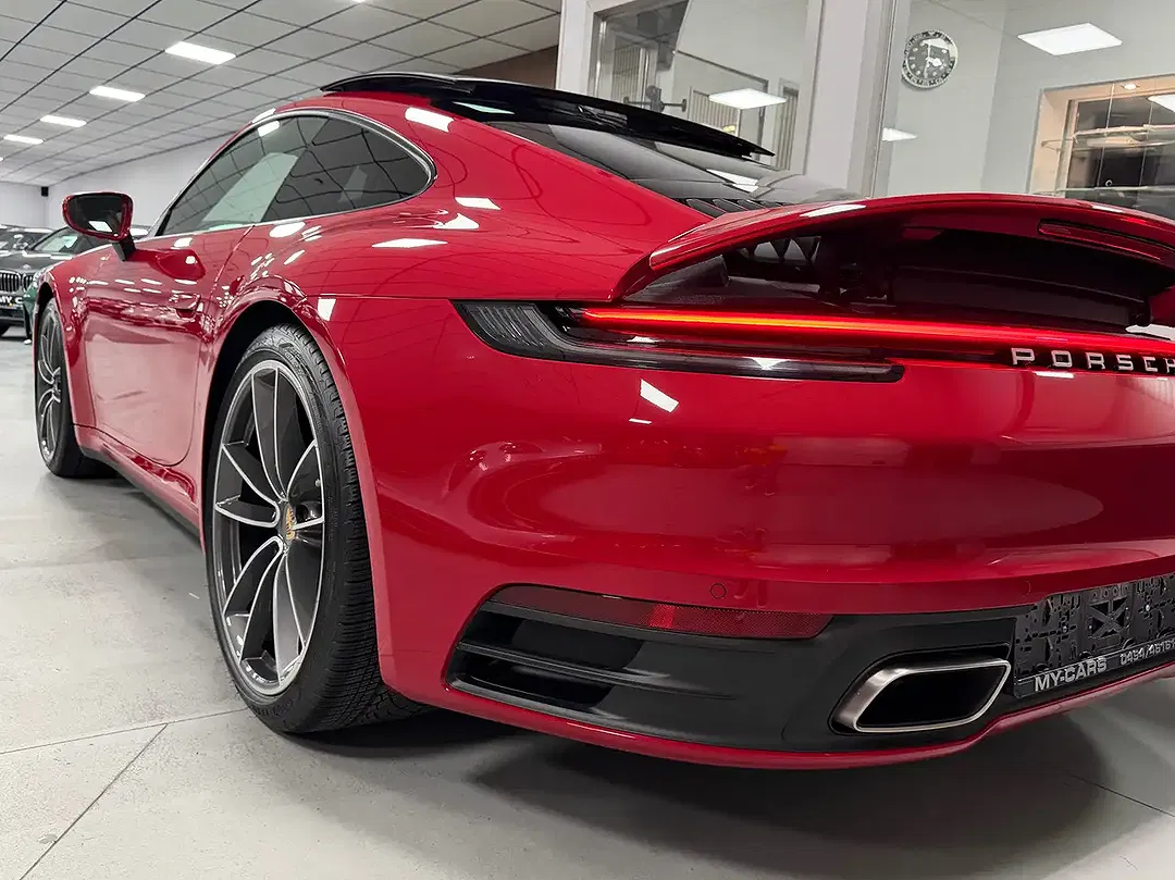 Porsche 992 - Thumbnail 7