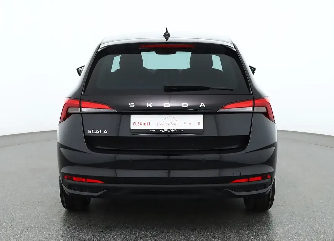 Skoda Scala - Thumbnail 3