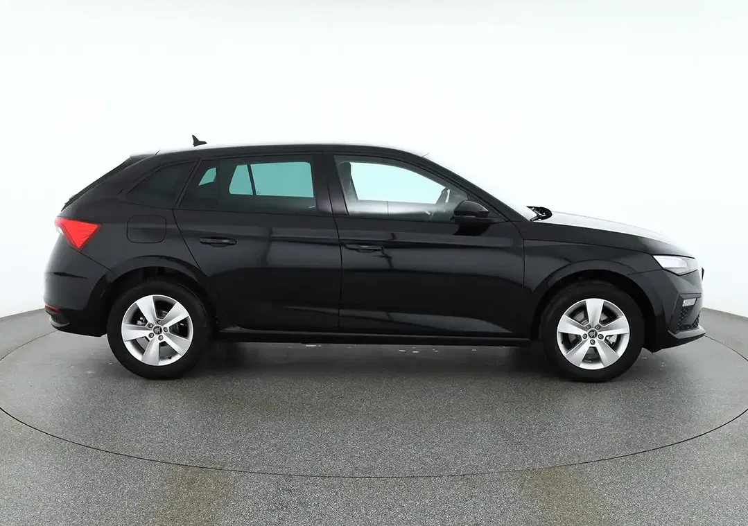 Skoda Scala - Thumbnail 5