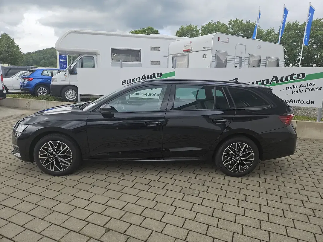 Skoda Octavia - Thumbnail 2
