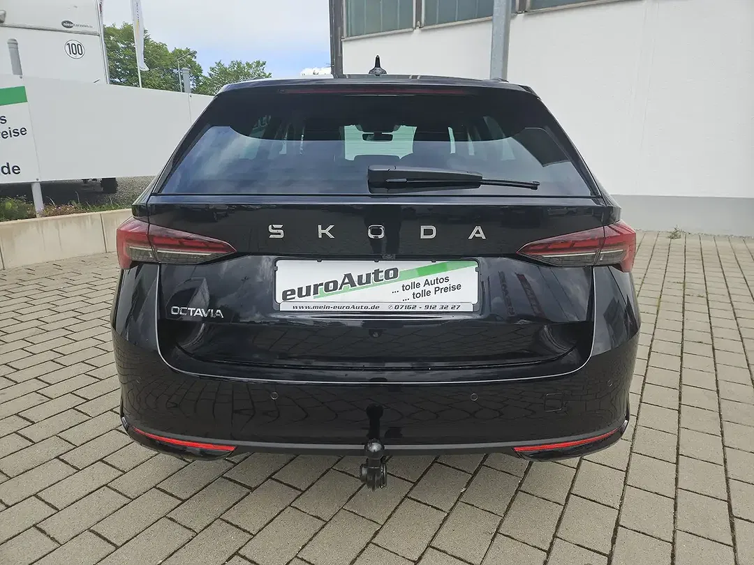 Skoda Octavia - Thumbnail 4