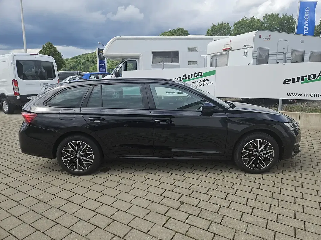 Skoda Octavia - Thumbnail 6