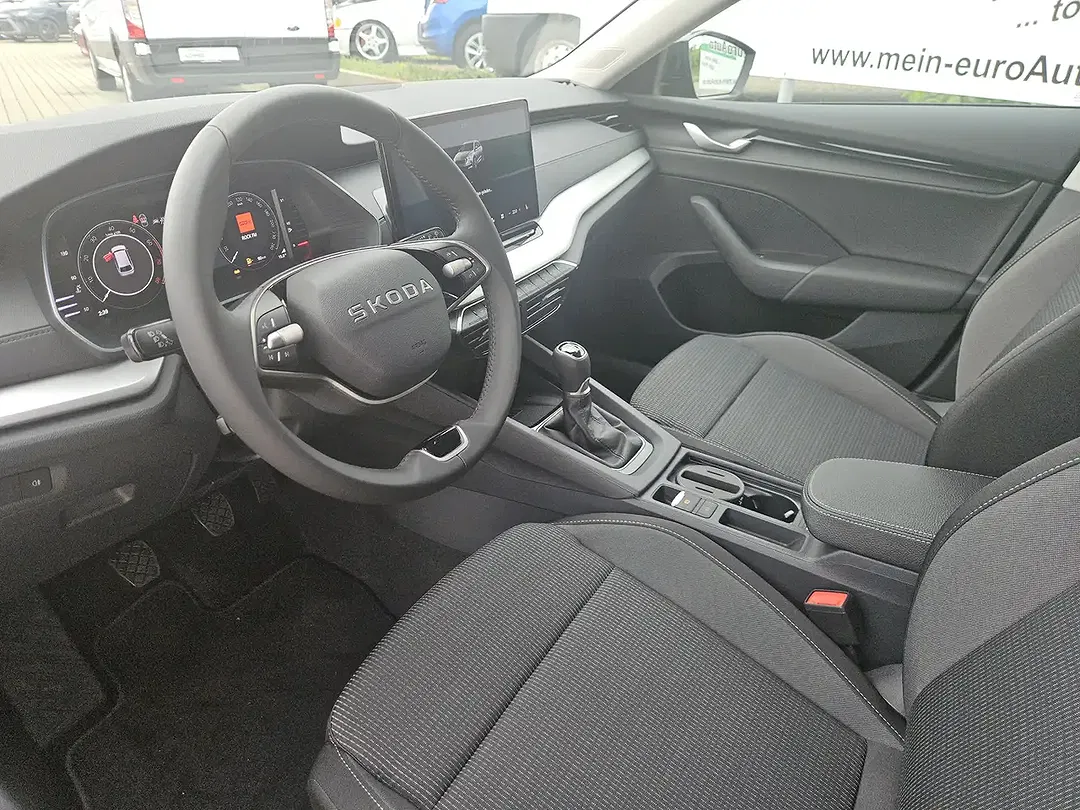 Skoda Octavia - Thumbnail 9