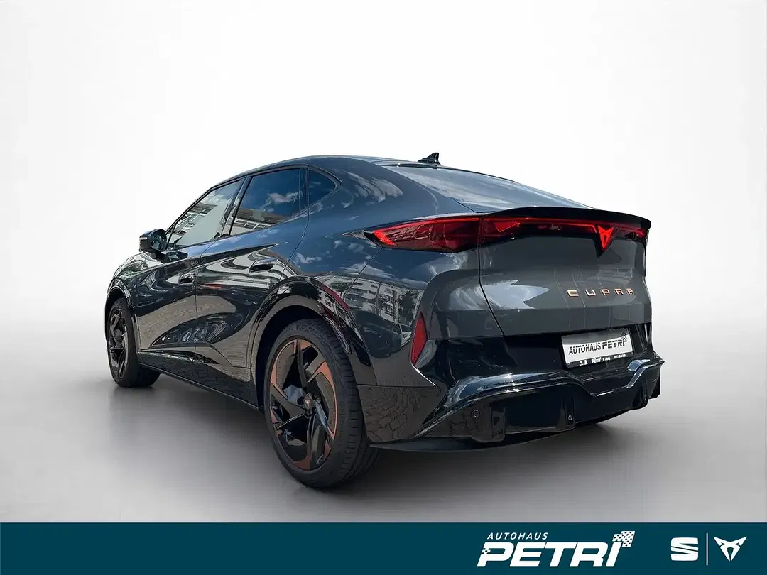 CUPRA Tavascan - Thumbnail 3