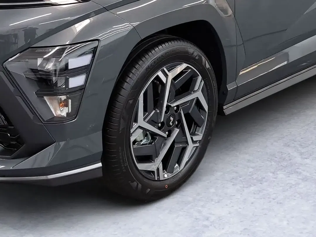 Hyundai KONA - Thumbnail 6