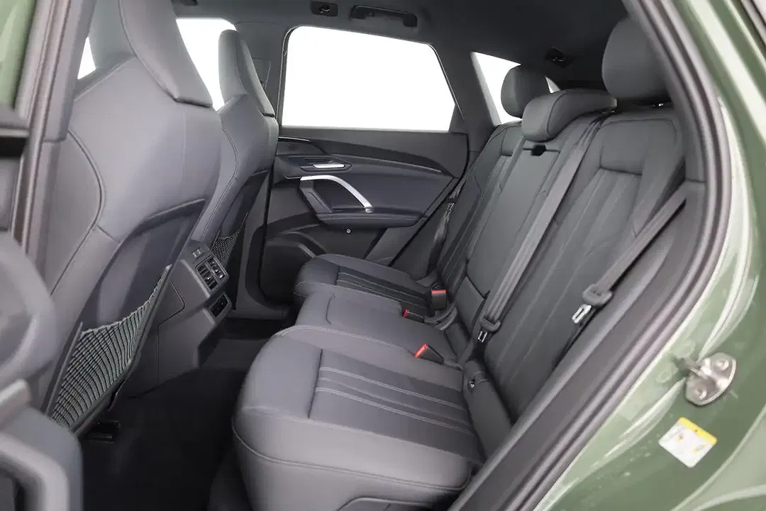 Audi Q5 - Thumbnail 11