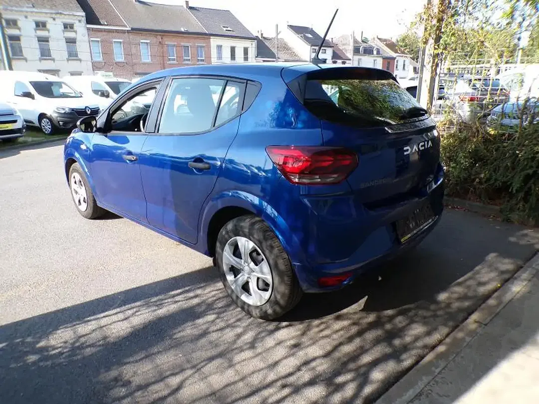 Dacia Sandero - Thumbnail 4